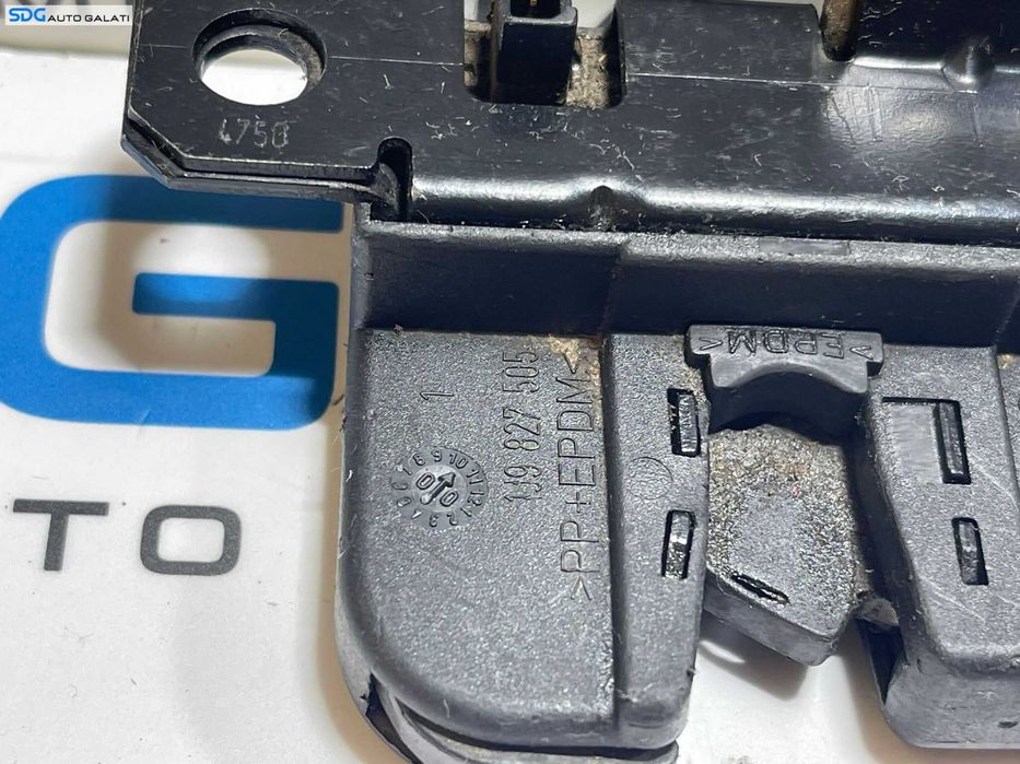 Broasca Incuietoare Hayon Haion Capota Portbagaj Volkswagen Golf 4 Break Combi 1999 - 2005 Cod 1J9827505 [B3351]