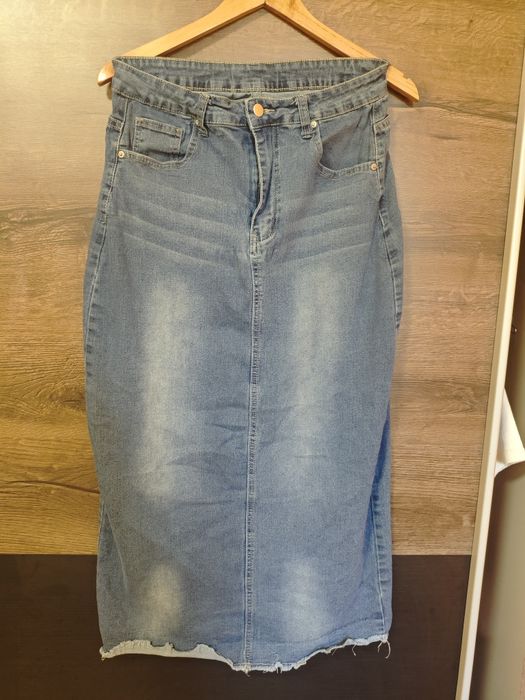 Поли L/Xl Дънкови и офис поли от 10/15 лв за брой