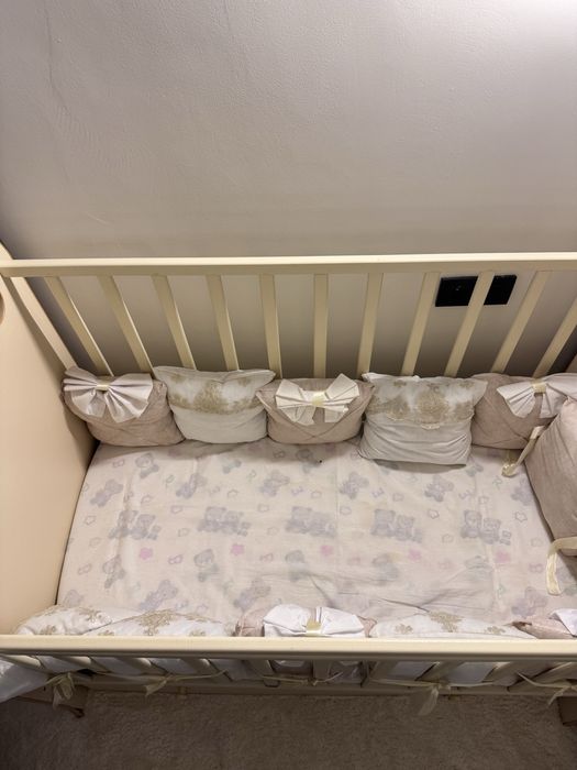 Манеж детски диван