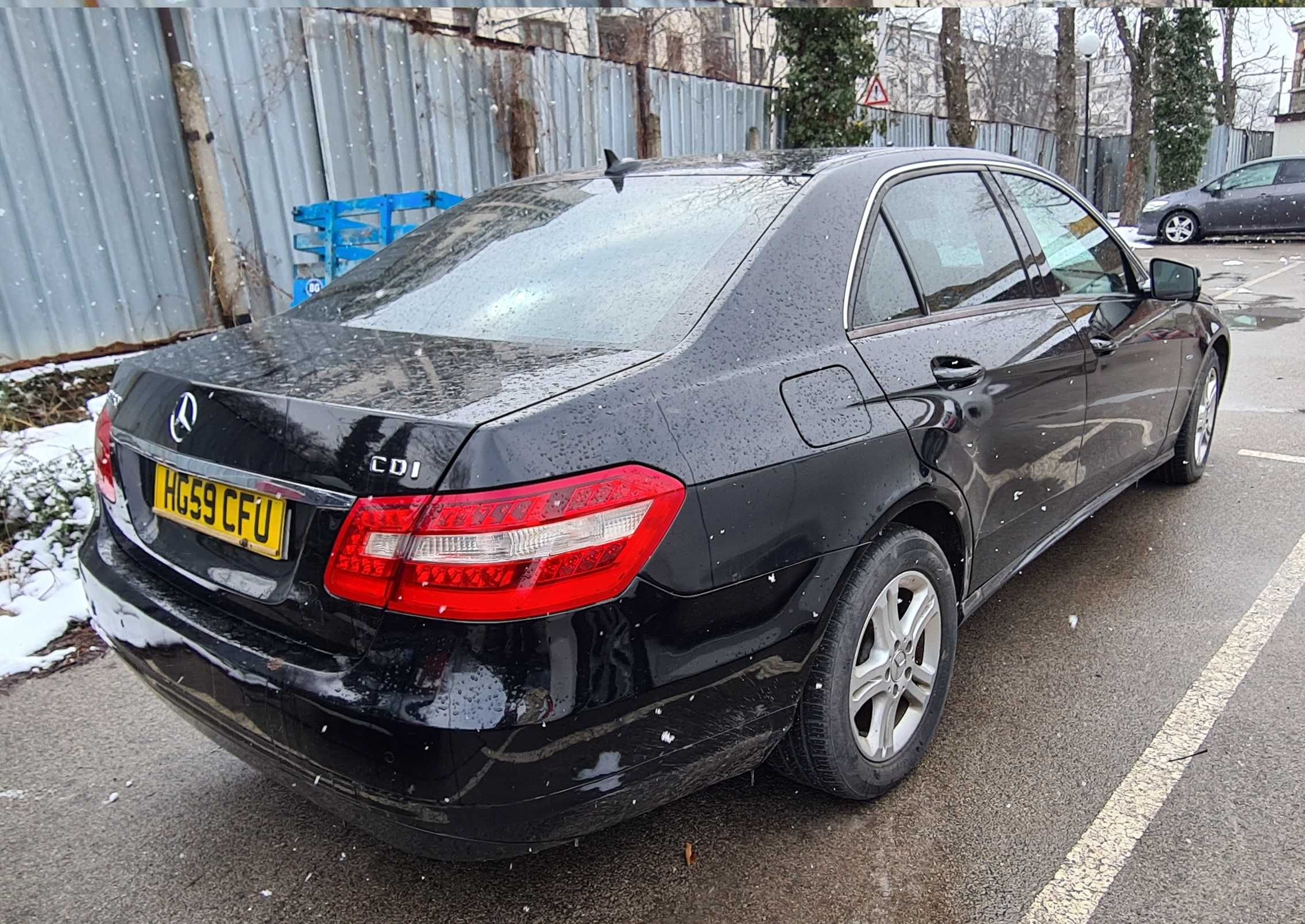 На части Mercedes-Benz E 250 204 кс W 212