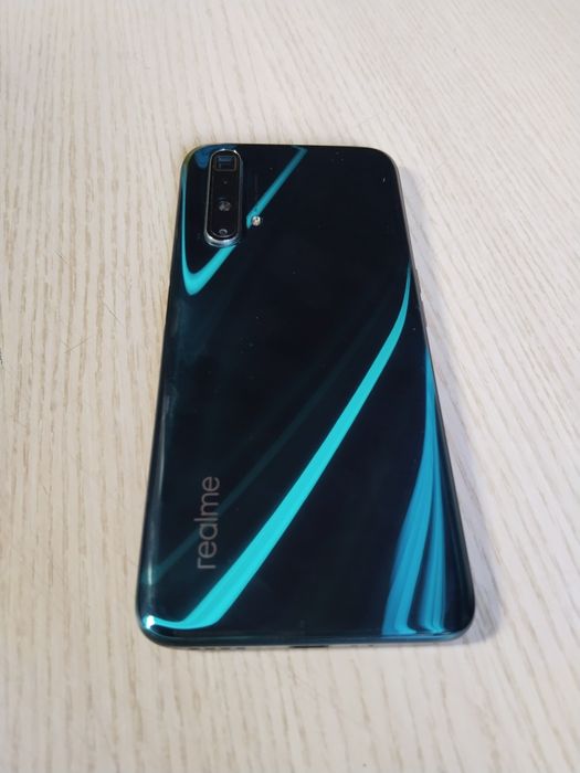 Продам телефон REALME