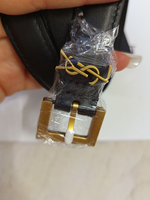 Curea YSL model slim