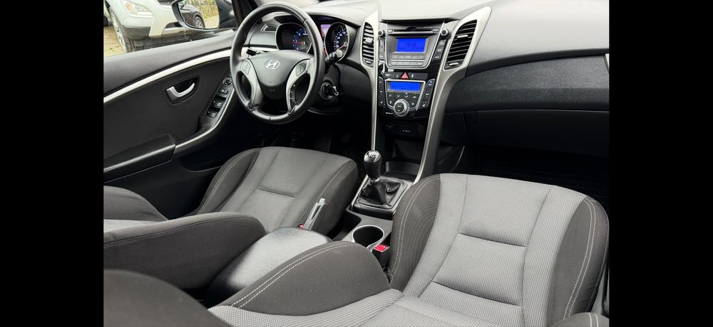 HYUNDAI I30=2014=1.6=110CP=E5=Manual=Dublu Clima=Pilot=Comp=Inc Scaune