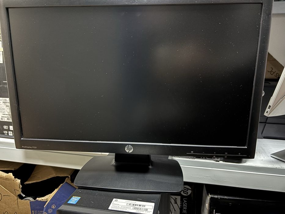 Монитор HP P 221