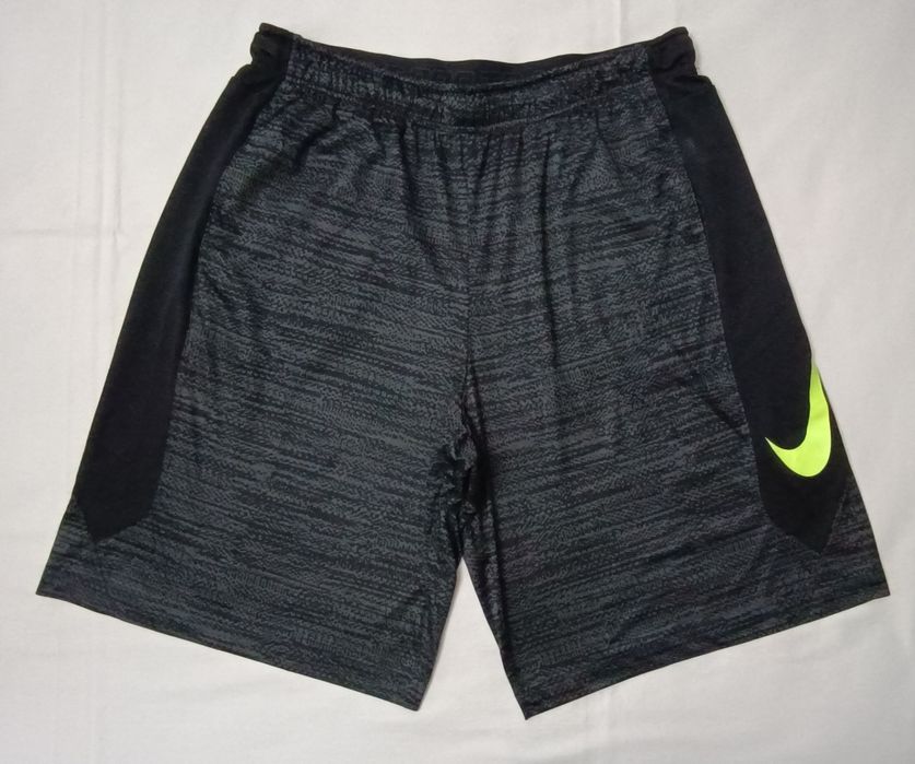 Nike DRI-FIT Swoosh Shorts оригинални гащета XL Найк спорт шорти