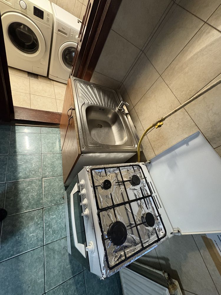 P.F.Chirie camera privata dar baia bucatarie comun centru TG.cucu iasi