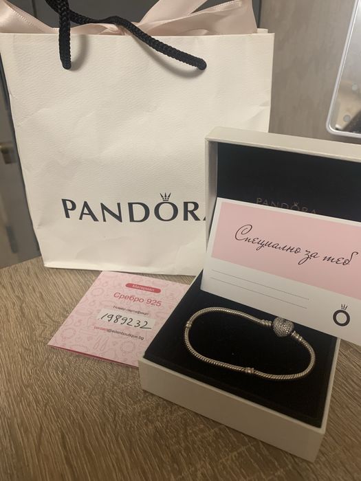 PANDORA гривна.