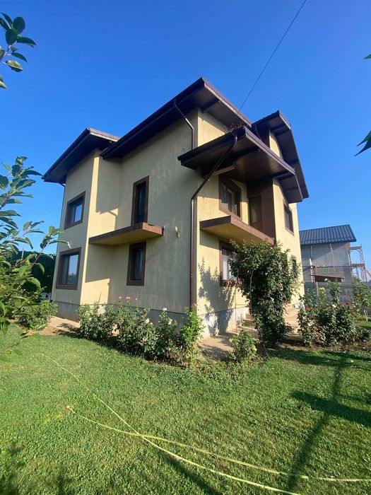 casa de vanzare in ciorogarla