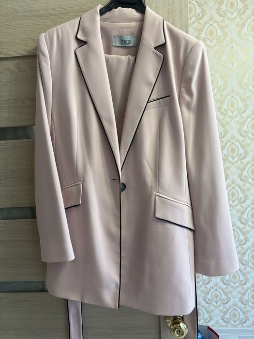 Костюмый двойка ,