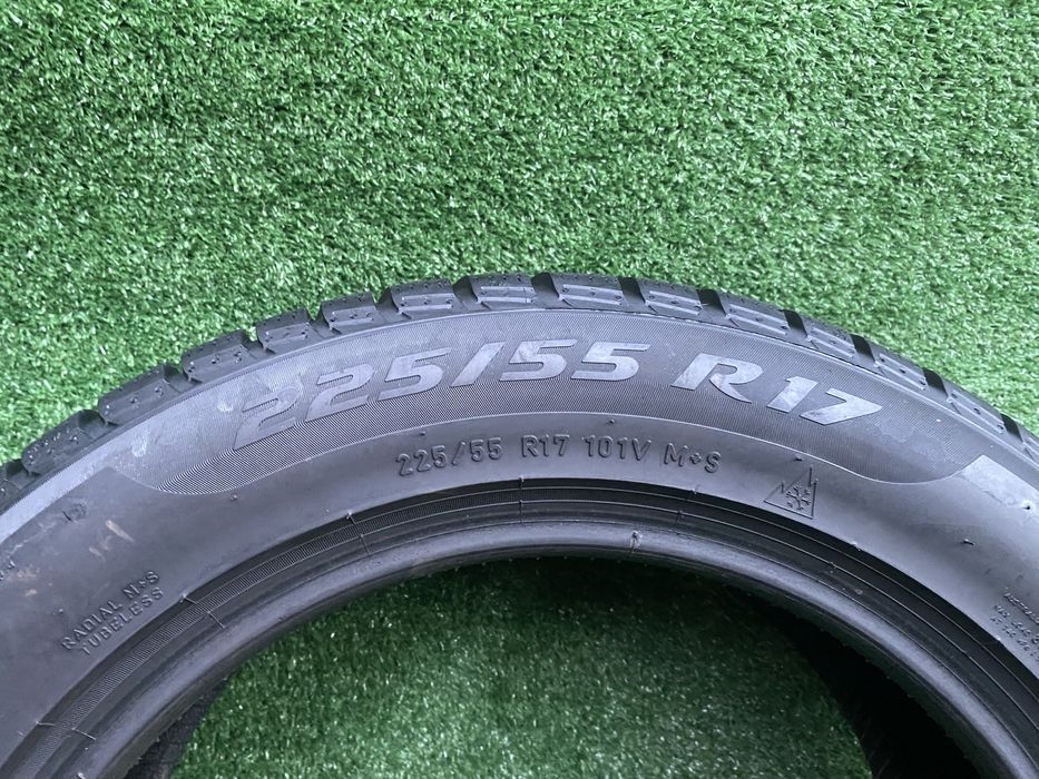 Set 2 anvelope Iarna 225 55 R17 101V Pirelli SOTTOZERO3 Winter 6,2mm
