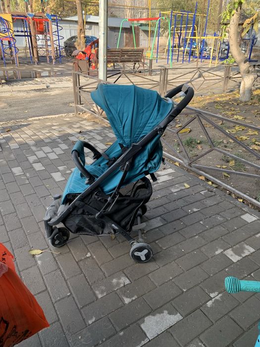 Продам б/у коляску