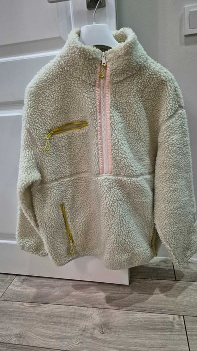 Продам кофту теплыу