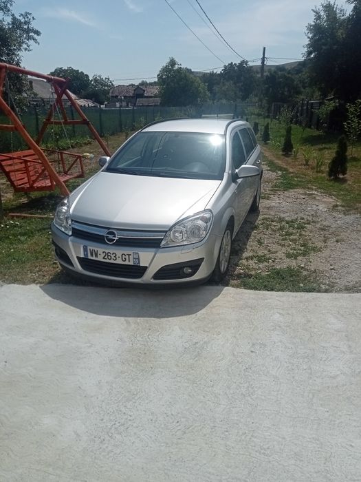 Vând Opel Astra h