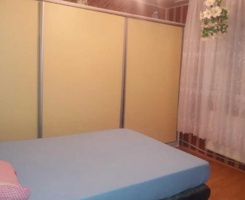 Дава се под наем Тристаен апартамент в Пловдив, Западен - 90 кв.м за 280.5 € - Снимка #1