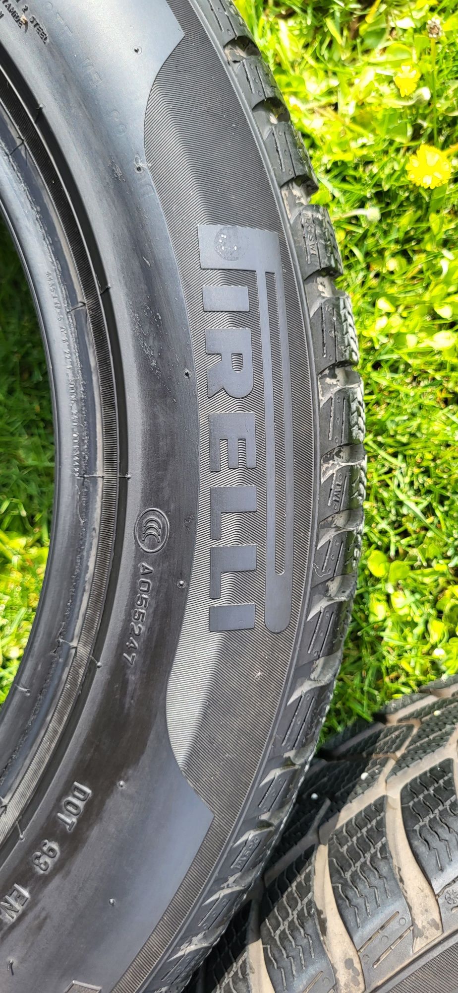 225 55 17 Pirelli Cauciucuri iarna runflat