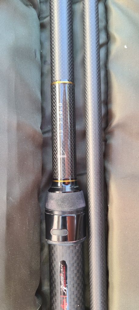 Шаранджийски въдици и макари Shimano