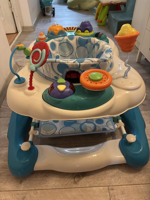 Premergator cu balansoar Coccolle Inizio albastru