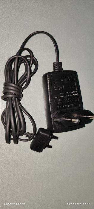 Зарядное устройство Sony Ericsson CST 60