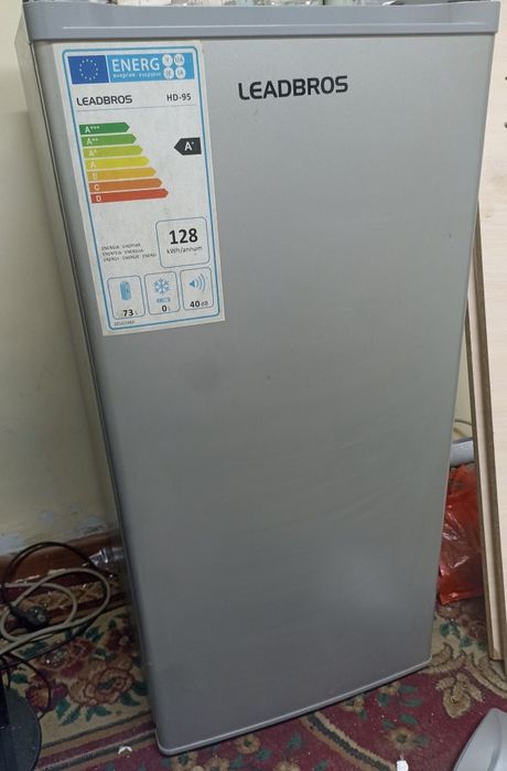 Холодильник leadbros 73 литра