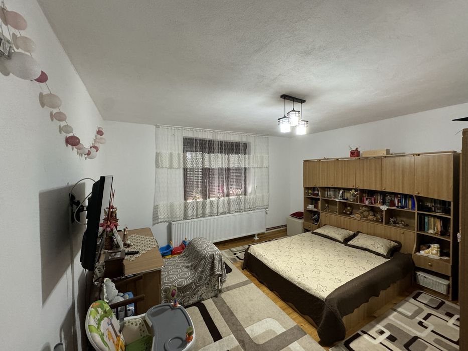 Casa individuala in Caransebes | 200 mp utili | Teren 2800 mp | Altex