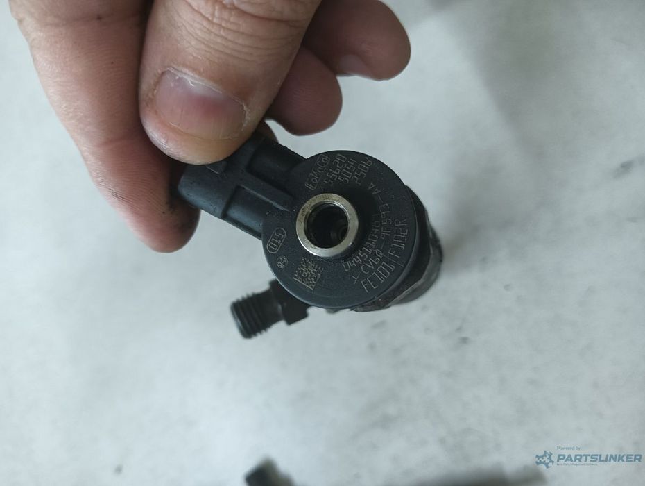 Set injectoare combustibil FORD FIESTA VII 2017 - > 1.5 TDCi XUJC, XUJD, XUJE, XUJF, XUJG, XUJK, XUJL, XUJM, XUJN, XVJE Cv6q9f593aa