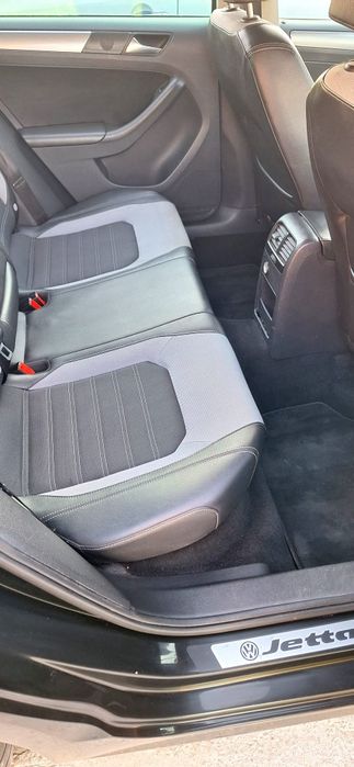 Vw Jetta An 2012  1.6 TDi