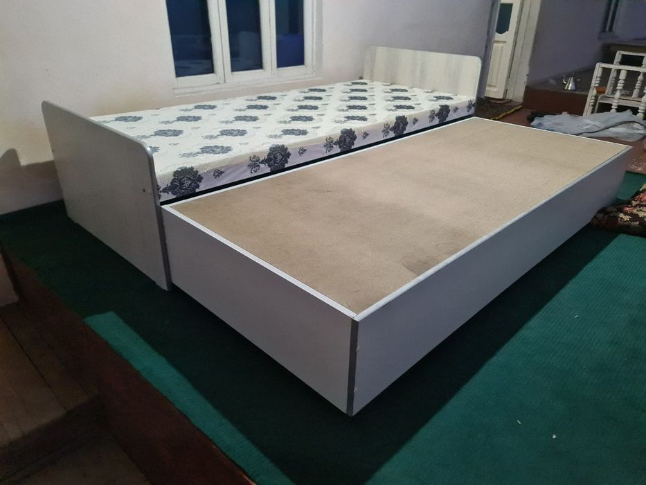 Matraslar va Kravatlar