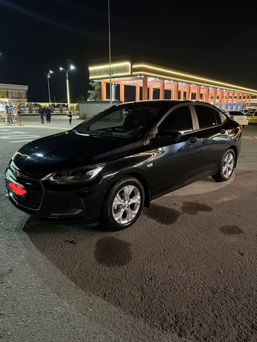 Chevrolet Onix Premier