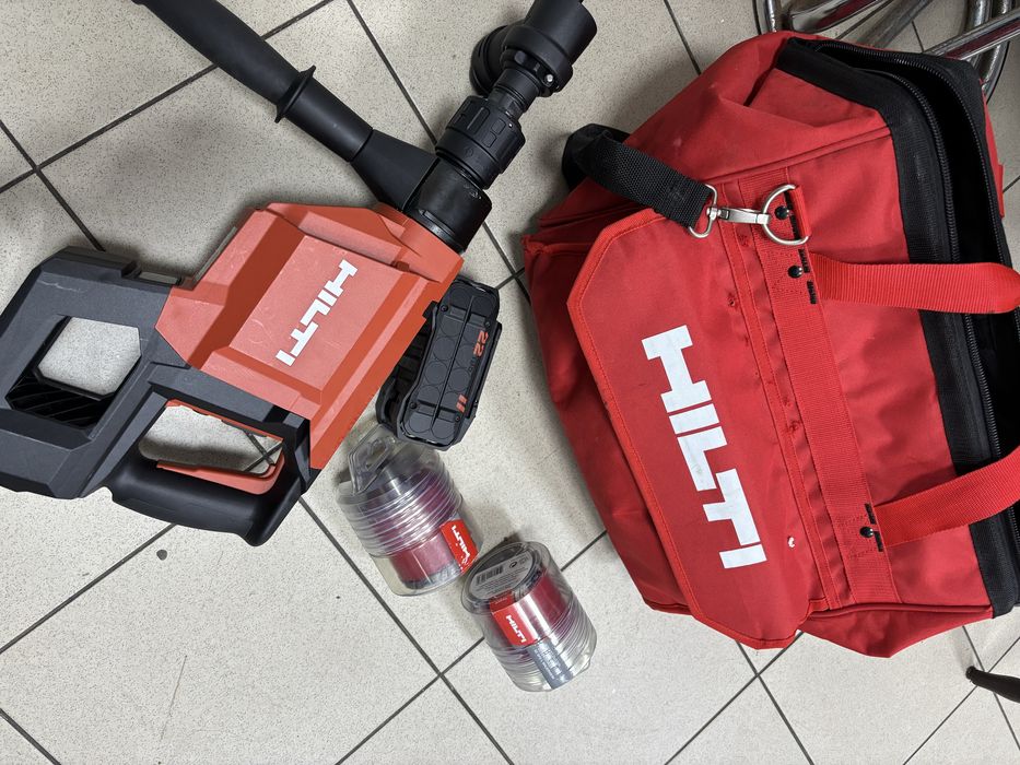 HILTI carota  DD 110-D-22 nou tot ce este in poza
