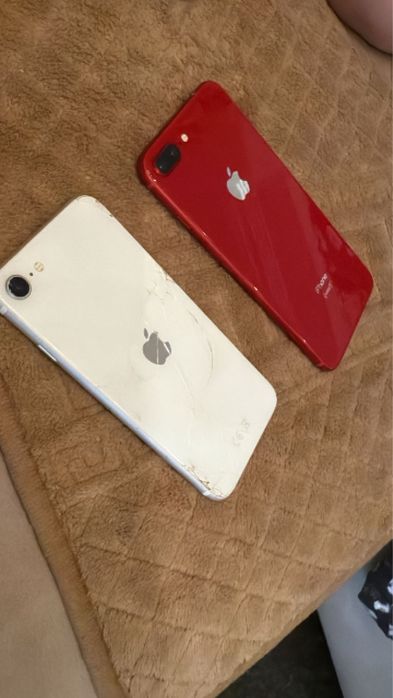 Айфон 8+ и Айфон SE