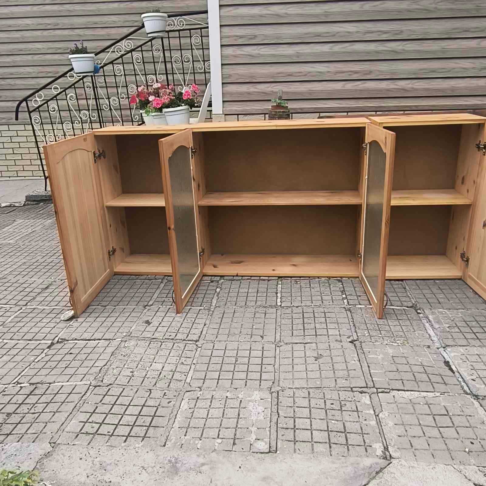 Горен кухненски шкаф дърво