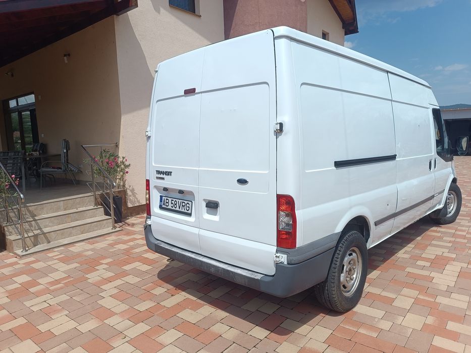Vând Ford transit