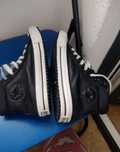 Adidași înalți Converse Nr 40