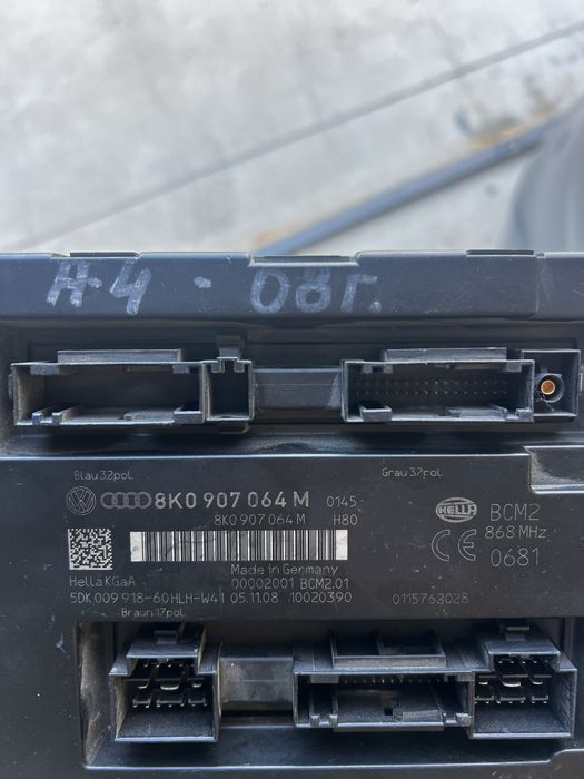 Комфорт модул 8KO 907 064 M Audi A4