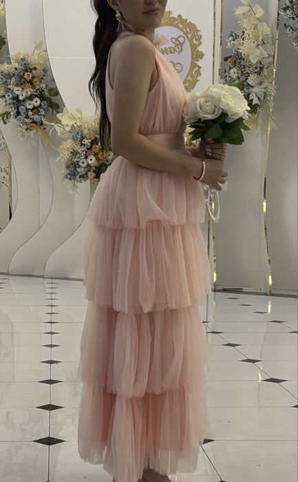 Көйлек сатылады 1рет қана киілген