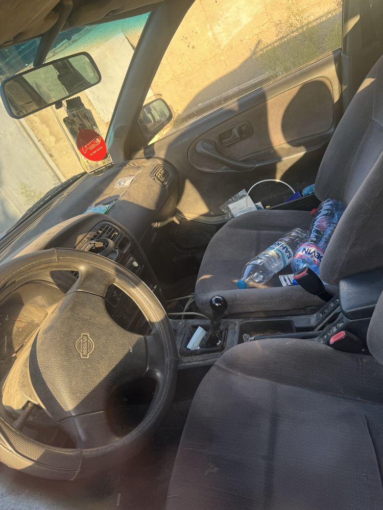 Nissan primera 1.6