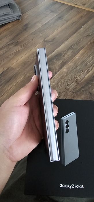 Samsung Galaxy Fold 6