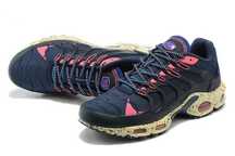 NIKE Airmax ,OFERTA! la 2 perechi primiti CADOU un tricou CAVALLI