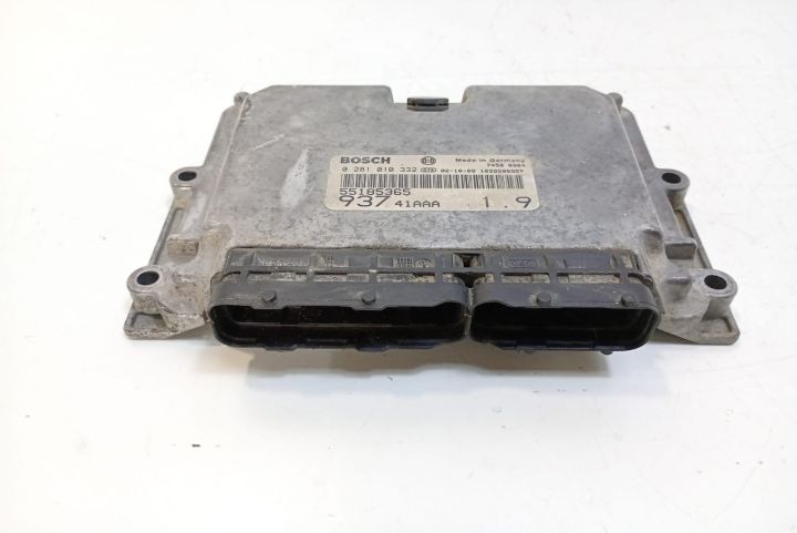 ECU  Calculator motor  0281010332 Alfa Romeo 147 prima generatie