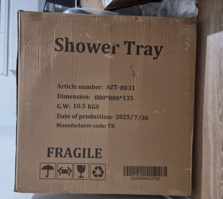 Cabină de duș nouă cu cădiță