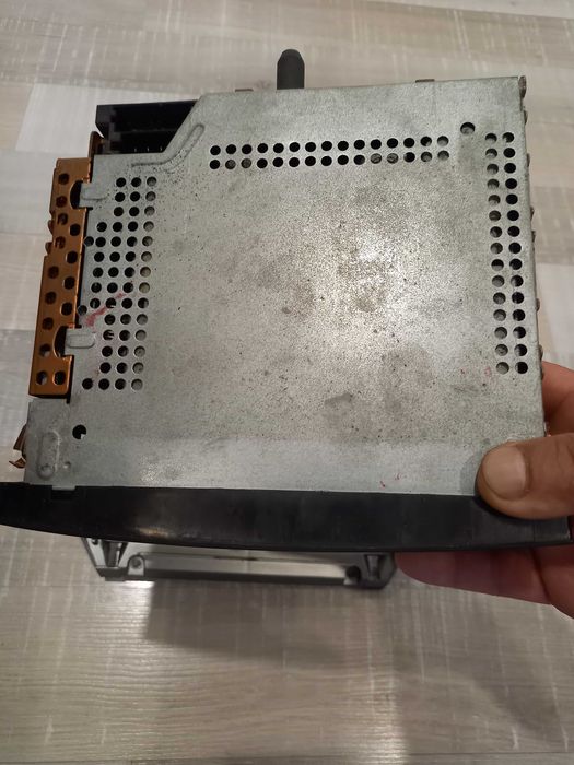 оригинално CD радио за пежо 307