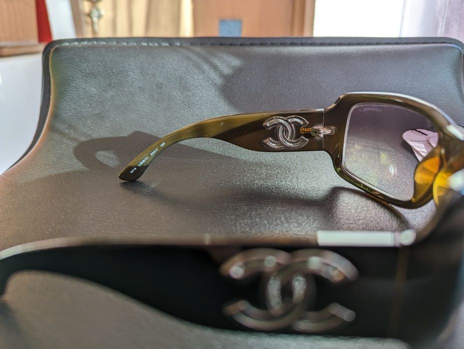 Ochelari de soare  Chanel