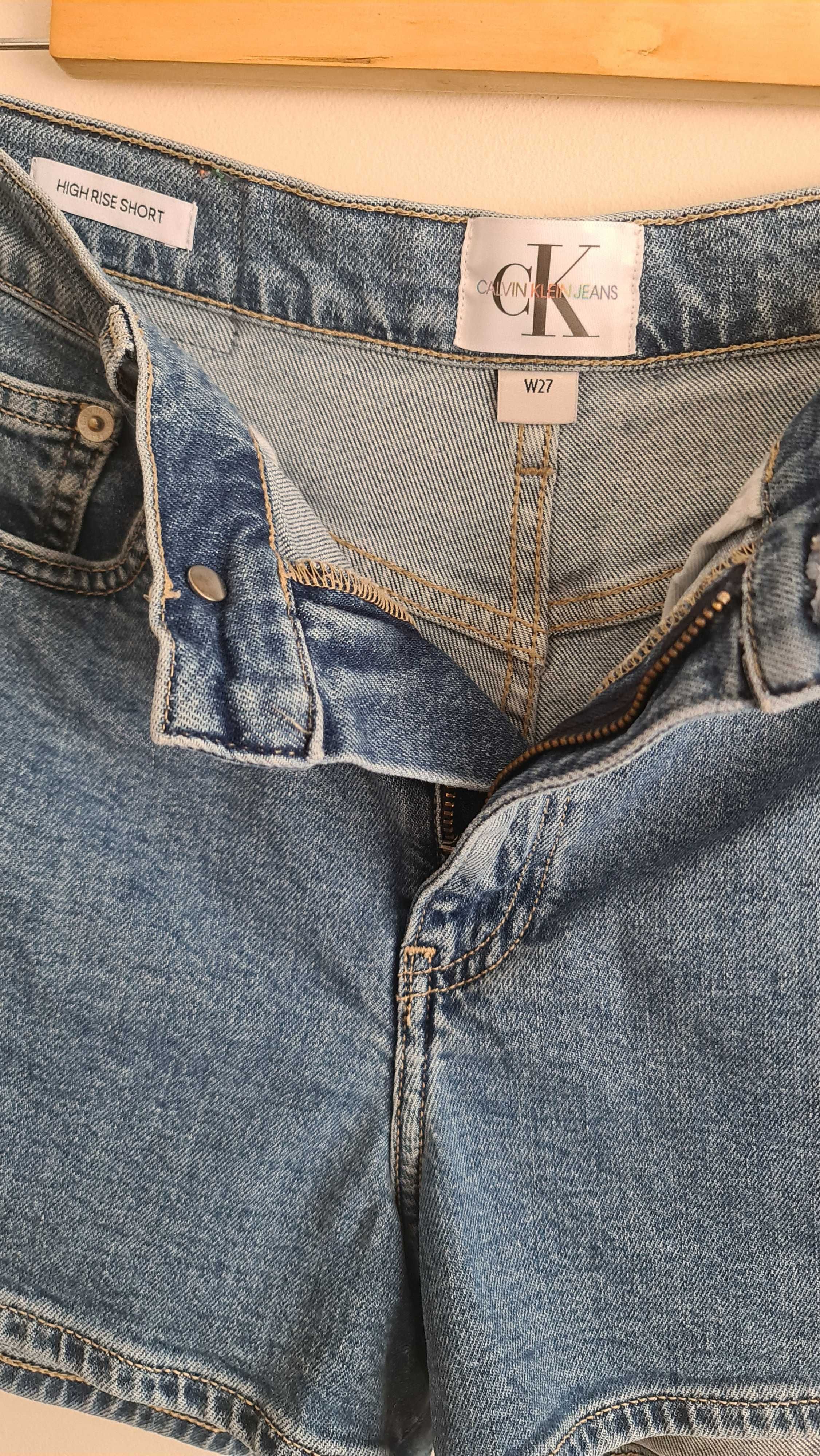 Нови къси панталонки Calvin Klein, S,  150лв