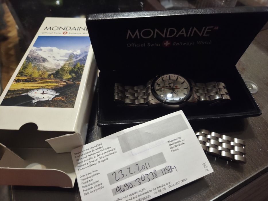 Швейцарски часовник MONDAINE