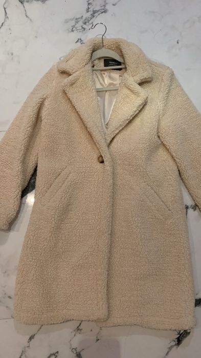 Дамско бежаво яке