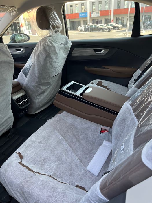 hongqi e- km5 plus 560 km 2024