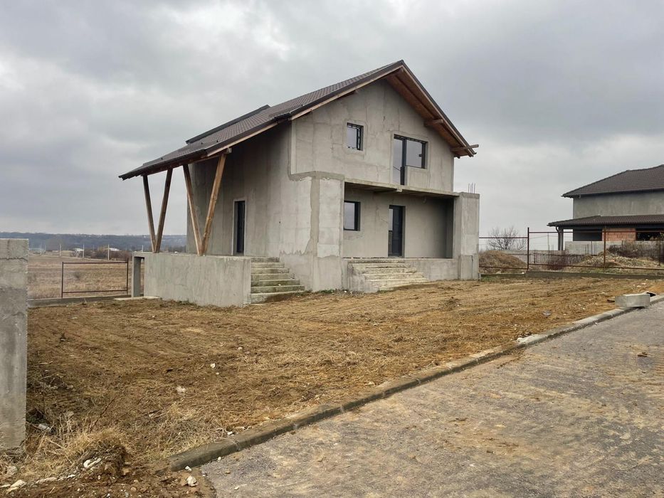 O Casa de vanzare Simian