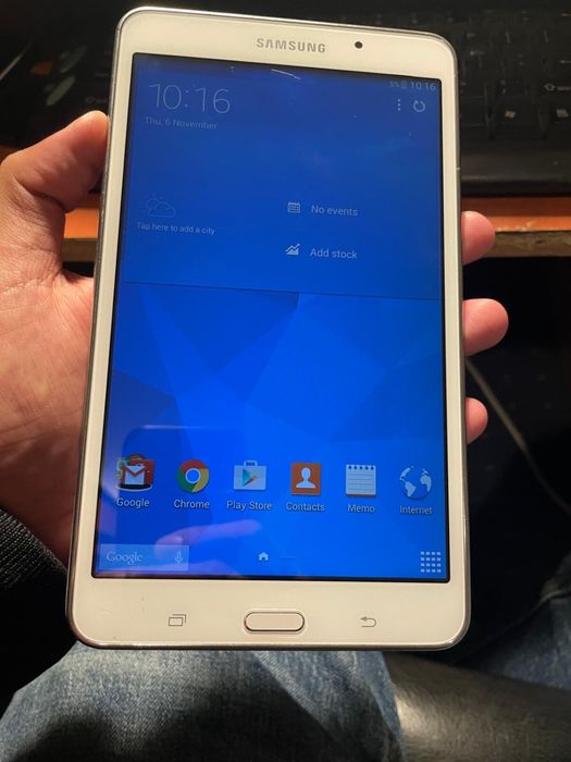Samsung Galaxy TAB 4 sm:T230 wi-fi impecabila,cu slot de card micro sd