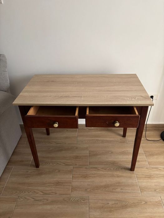 Masa cu 2 sertare (cadru lemn masiv si blat din pal Bardolino)