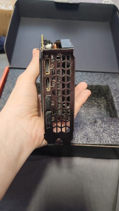 RTX 2060 6GB OC Gigabyte + Cutie Originala